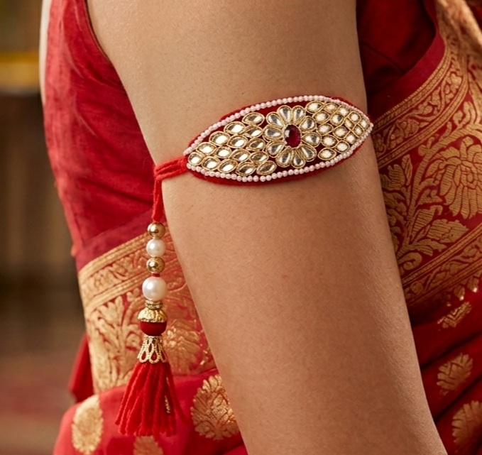 Thread Kundan Beaded Bajuband Red