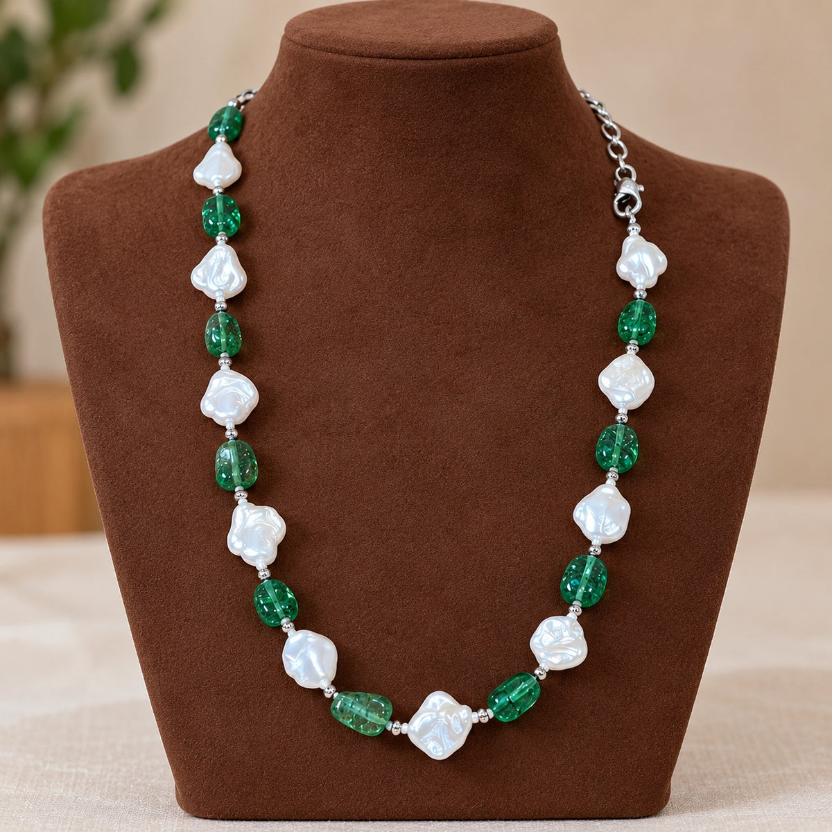 Emerald Green & White Pearl Necklace