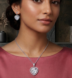 Silver American Diamond Hearts Necklace Set