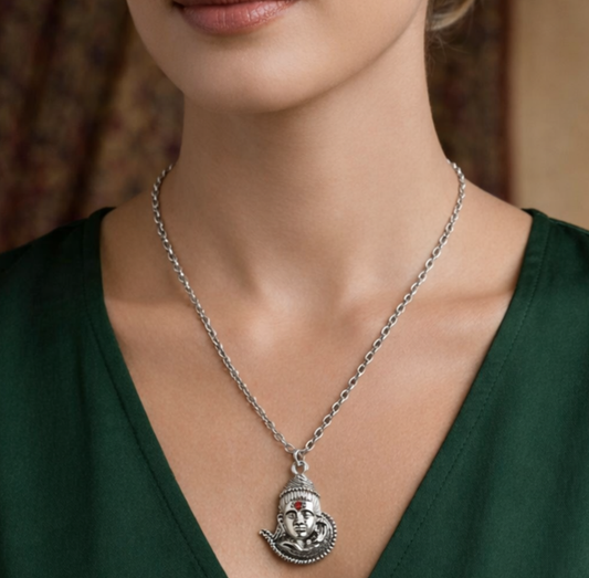 Pendant With Chain