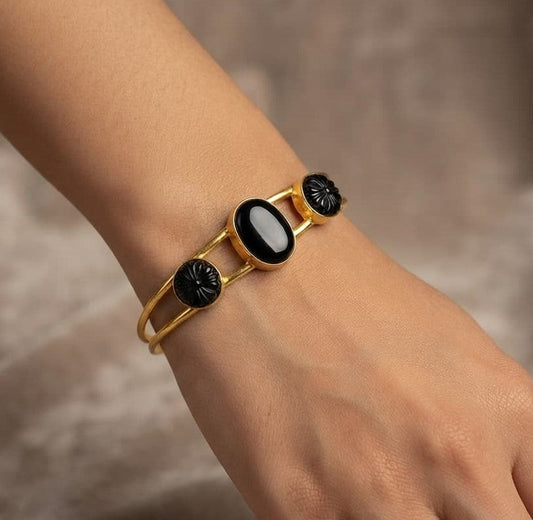 Black Onyx Gold Tone Kada