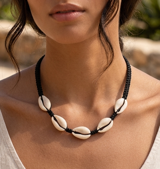 Cotton Cord Shell Cowrie Beads Necklace