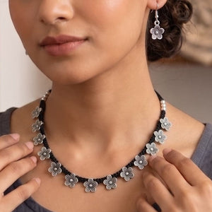 German Silver Daisy Blossom Necklace & Earrings