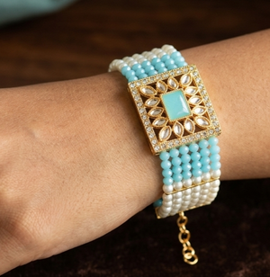 Kundan Work Acrylic Crystal Beads Bracelet